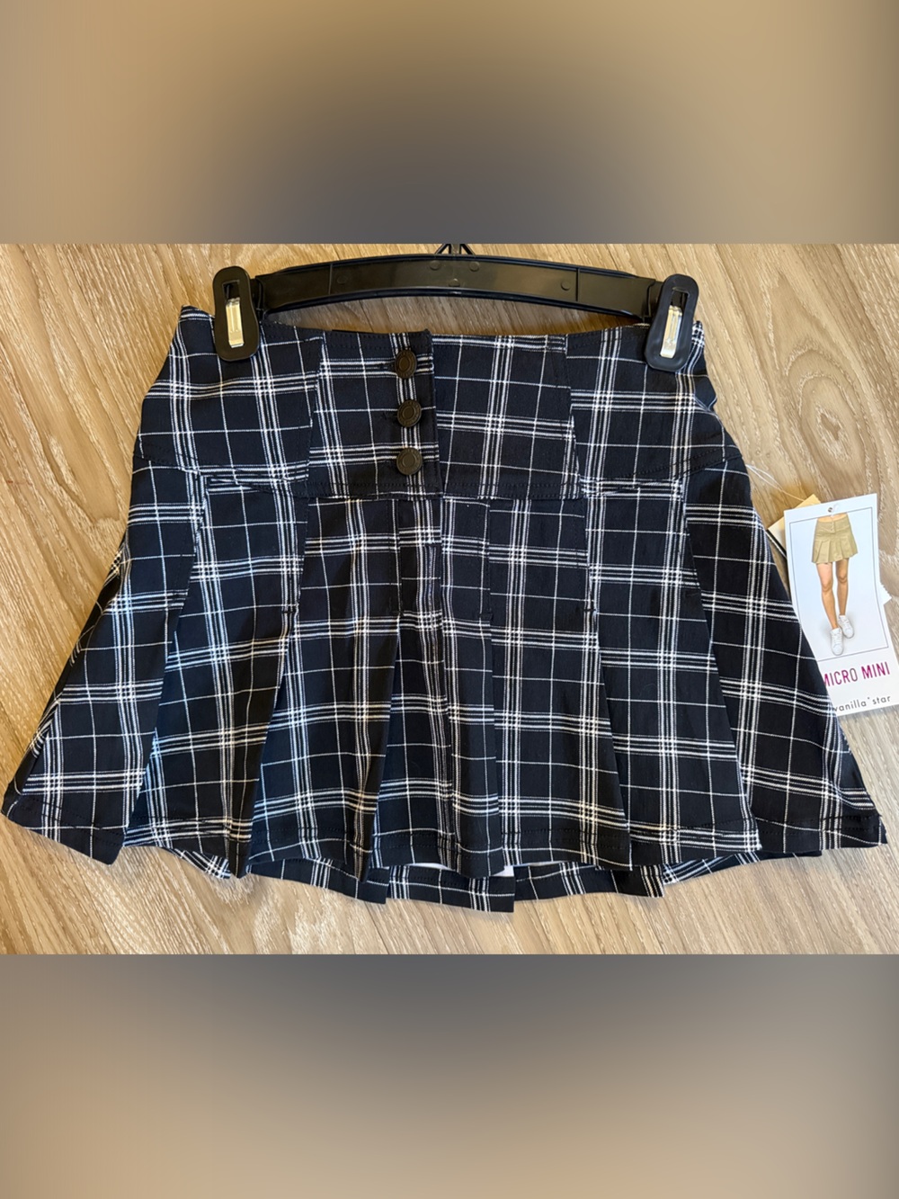 NWOT Black Plaid Pleated Mini Skirt - Women's Fashion